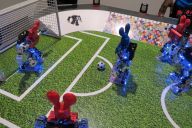 MadCityZen allie innovation et esprit d’équipe avec son activité Robots Foot. | © MadCityZen